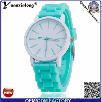 Yxl-819 China Fábrica de venta al por mayor muy barato goma de silicona Ginebra relojes señora reloj